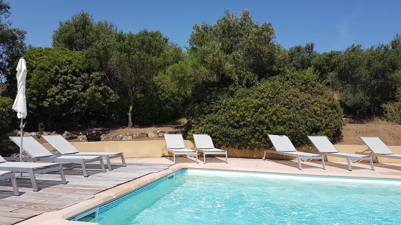 Hotel Cala Di L'Oru L'Ile-Rousse (Corsica) Exterior foto